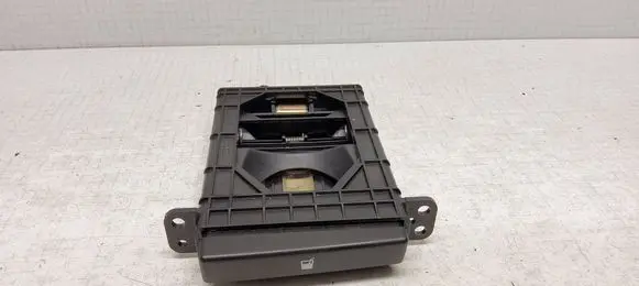 Toyota Avensis T250 Cup holder MT3509 MT3512