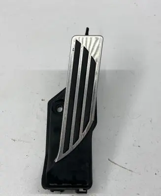 Alfa Romeo Giulia Accelerator throttle pedal 00505513370 0B720 20330479