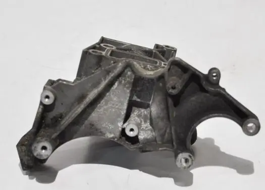 Audi A8 S8 D3 4E Other engine bay part 059145169P