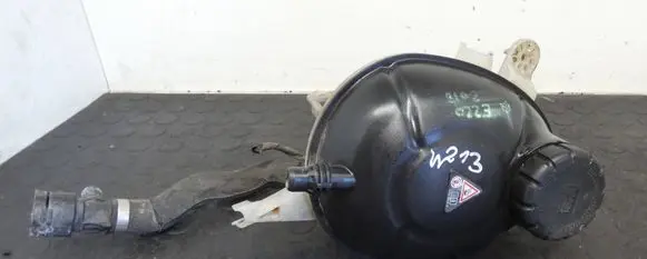 Mercedes-Benz E W213 Coolant expansion tank/reservoir A2055000049