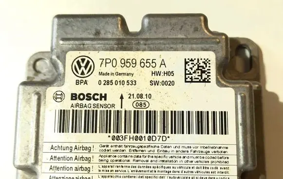 Volkswagen Touareg II Airbag control unit/module 7P0959655A 0285010533