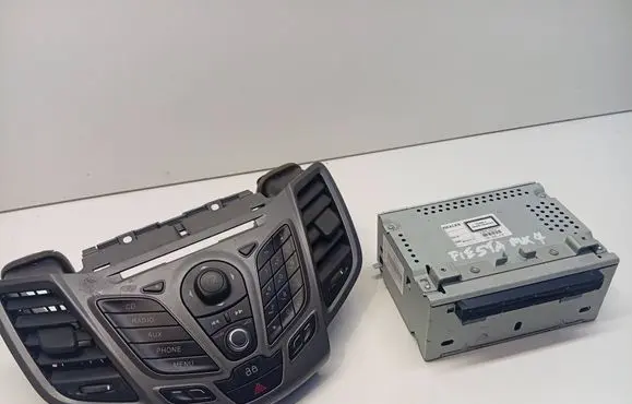 Ford Fiesta Radio/CD/DVD/GPS head unit AM5T18C815HN Z003232