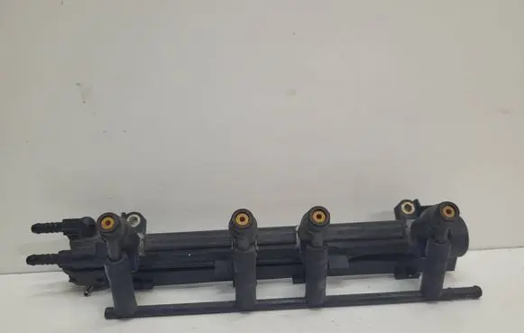 Volkswagen Golf IV Fuel main line pipe 06A133317