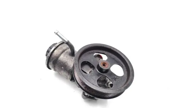 Toyota Avensis T250 Power steering pump