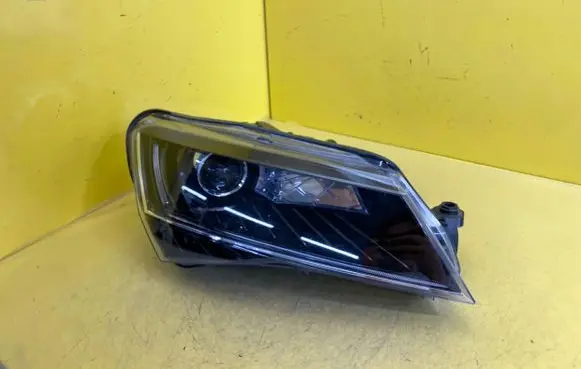 Skoda Superb B8 (3V) Headlight/headlamp 3V1941016B