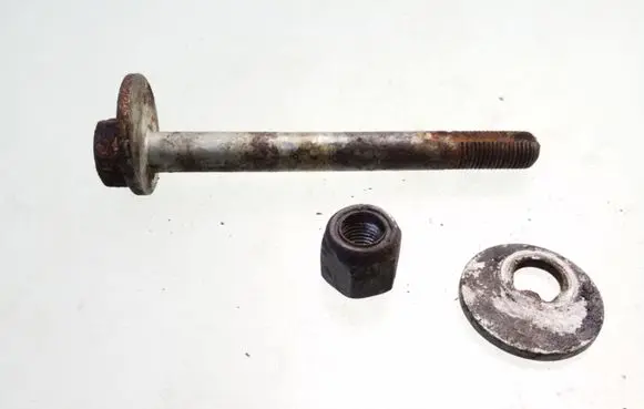 Mercedes-Benz E W124 Front suspension camber bolt 