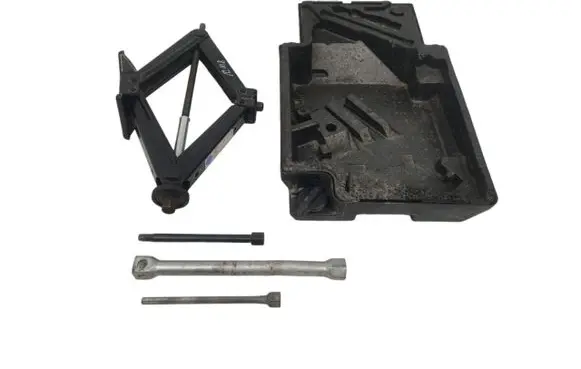Citroen Jumper Spare wheel mounting bracket 