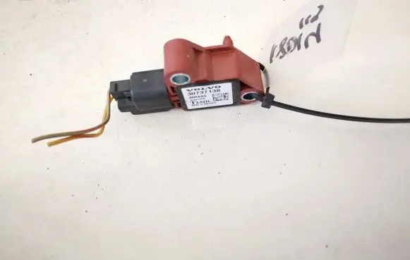 Volvo S40 Airbag deployment crash/impact sensor 30737138