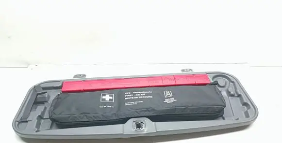 BMW 7 F01 F02 F03 F04 Tool box 7276541 6770487
