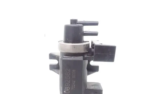 BMW 5 E39 Turbo solenoid valve 0892562