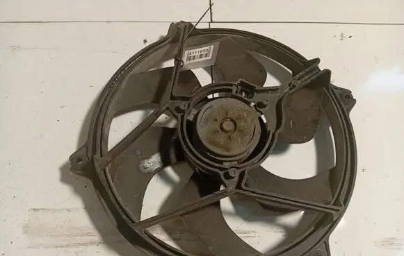 Peugeot 406 Radiator cooling fan shroud 