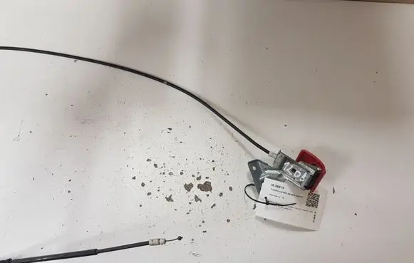 Engine bonnet/hood lock release cable