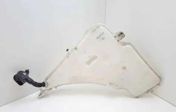 BMW 2 F22 F23 Windshield washer fluid reservoir/tank 7241679