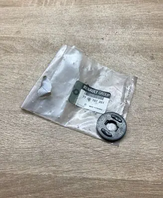 Renault 25 Other body part 7700707351