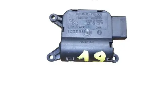 Audi A4 S4 B6 8E 8H Air flap motor/actuator 0132801305 8E1820511D