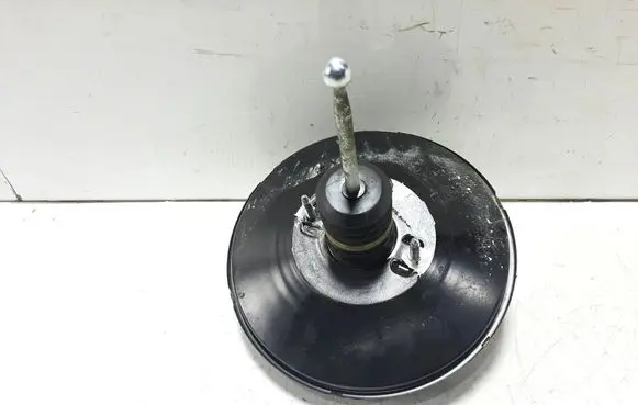 Volkswagen Golf VII Brake booster 5Q1614105BR