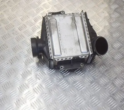 Mercedes-Benz C W205 Intercooler radiator CX673007 A6510900314