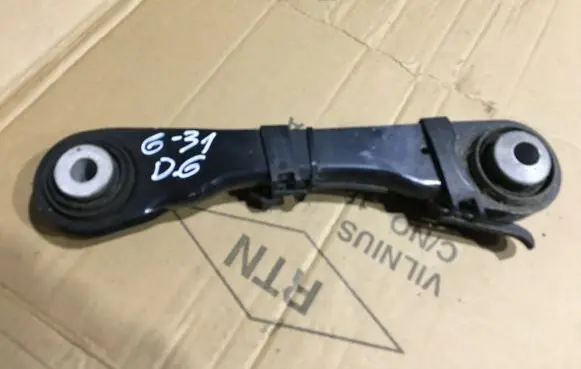BMW 5 G30 G31 Rear upper control arm/wishbone 6867537