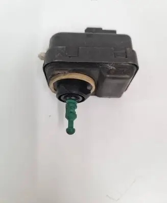 Volvo V70 Headlight level adjustment motor 