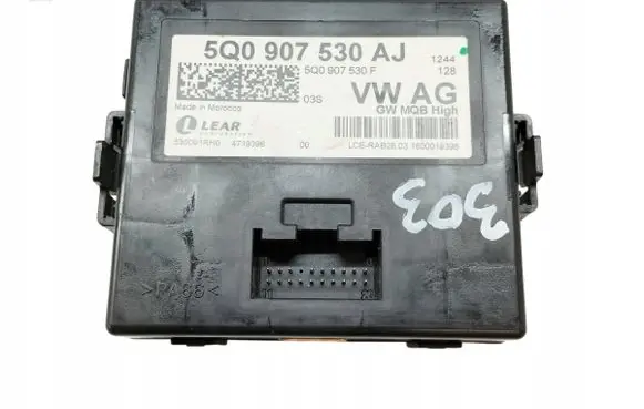 Volkswagen Touran III Other control units/modules 5Q0907530AJ