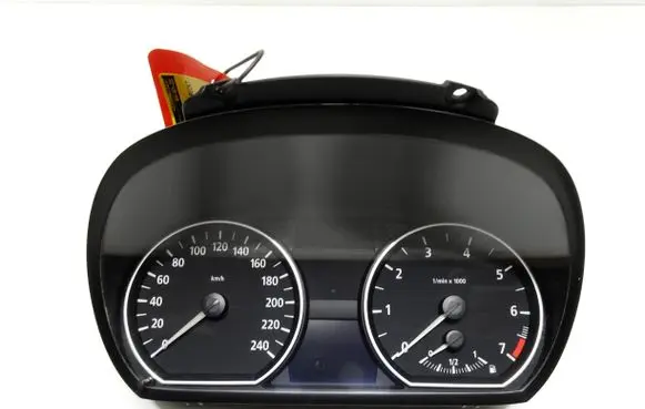 Speedometer (instrument cluster)