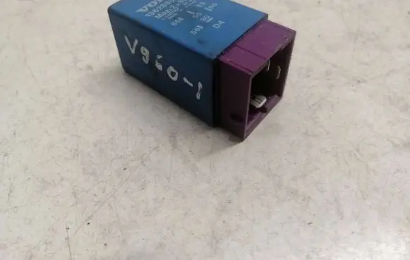 Volvo 760 Light relay 1362886