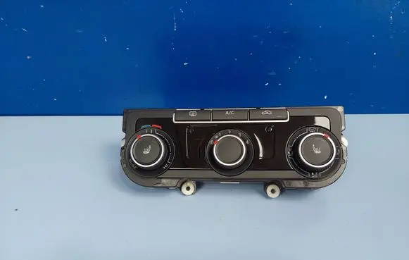 Volkswagen Jetta VI Climate control unit 1K8907426A 5HB01210811