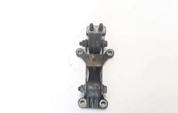 Volvo XC90 Engine mount bracket 9179014