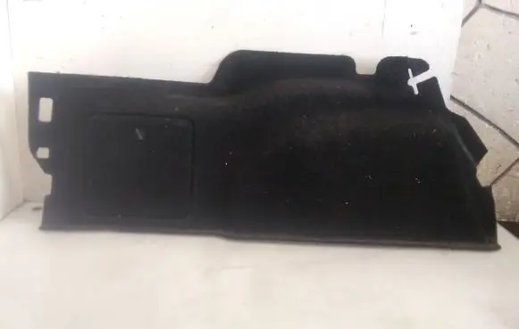 Trunk/boot side trim panel