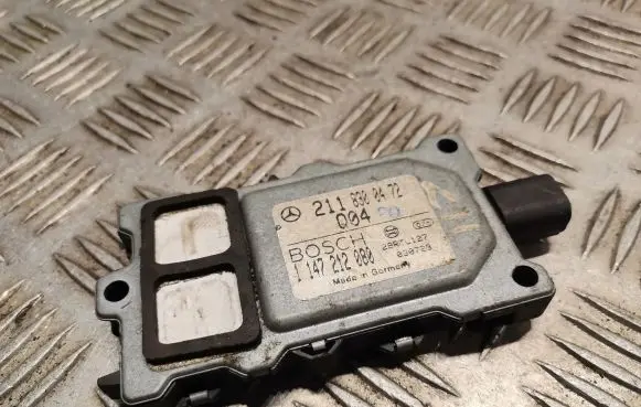 Mercedes-Benz E W211 Air quality sensor 2118300472