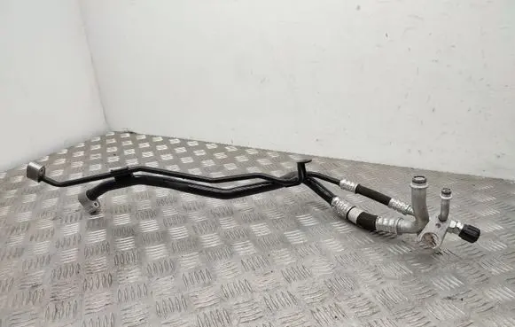 Mercedes-Benz Sprinter W906 Air conditioning (A/C) pipe/hose A9068301515