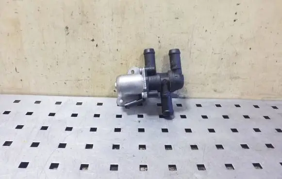 Volvo XC90 Electric auxiliary coolant/water pump 31461924 8888038596