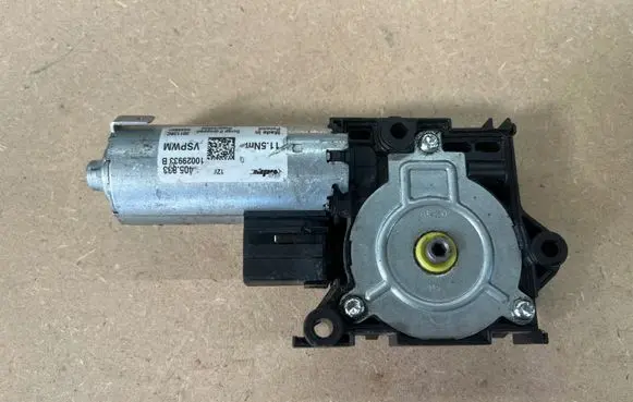 Mercedes-Benz GLC C254 Sunroof motor/actuator 405833 2545947 201126C