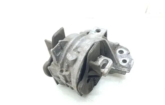 Citroen C5 Engine mount bracket