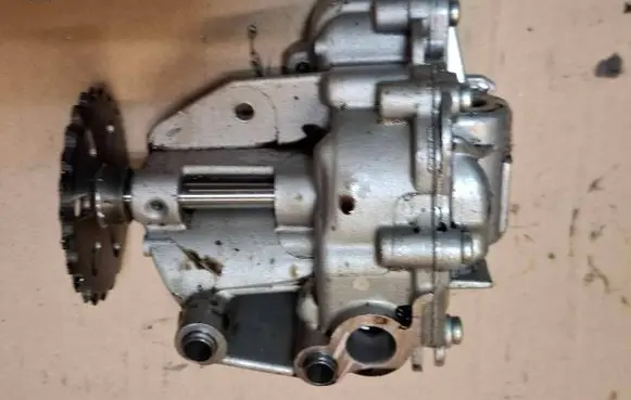 Nissan X-Trail T32 Oil pump 150001650R