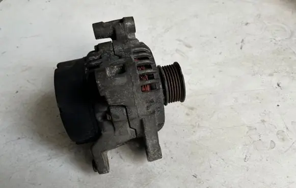 Volvo S40, V40 Generator/alternator 9162684 0123315016