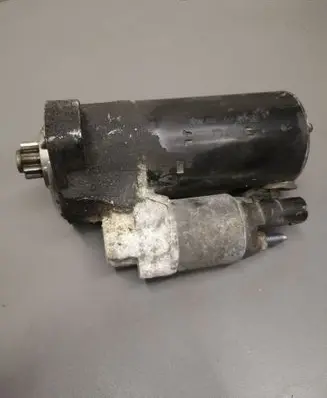 Audi Q7 4L Starter motor 059911024E