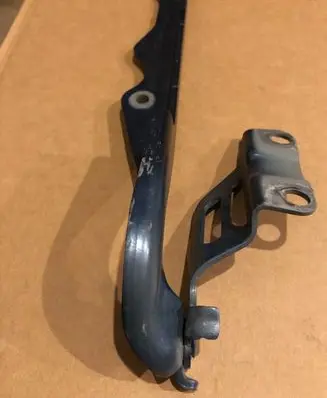 Mazda CX-5 Engine bonnet/hood hinges
