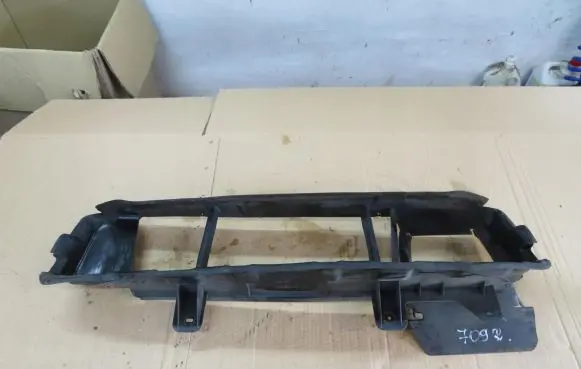 Ford Focus Radiator trim F1EB-8314-AB
