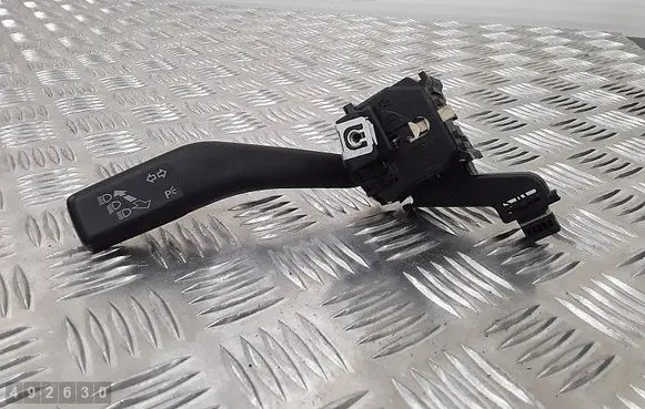 Volkswagen Golf Plus Light switch 1K0953513E