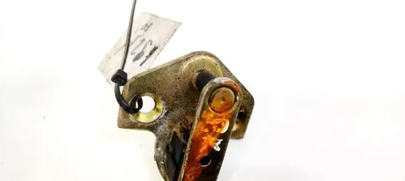 Ford Mondeo Mk III Front door lock loop/hook striker 96BGF21982AL 96BG-F21982-AL