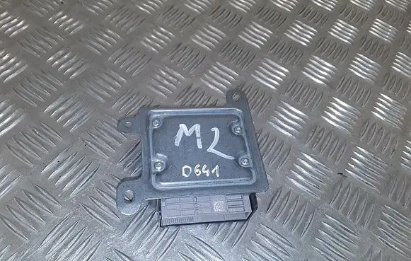 Renault Sandero II Airbag control unit/module 985106332r