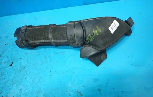 Opel Mokka Air intake duct part 95143260 1052078S03