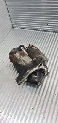 Peugeot 307 Starter motor M000T82081