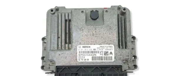 Citroen DS3 Engine control unit/module 9677030080 0281017336