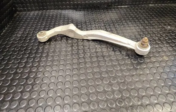 Nissan Qashqai Rear upper control arm/wishbone