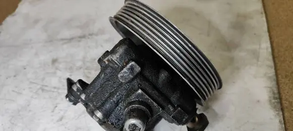 Volkswagen PASSAT B5.5 Power steering pump 91128 059145255