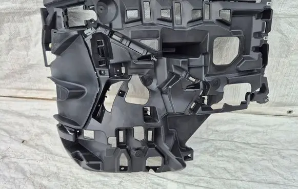 BMW iX Front bumper mounting bracket 9879666 5A3AE08
