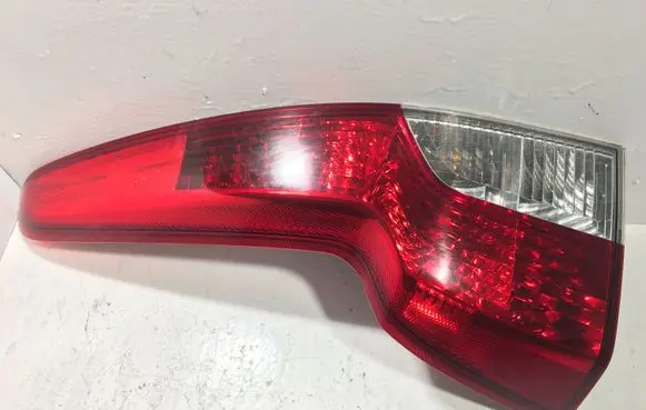 Volvo V50 Tail light lenses 30744543