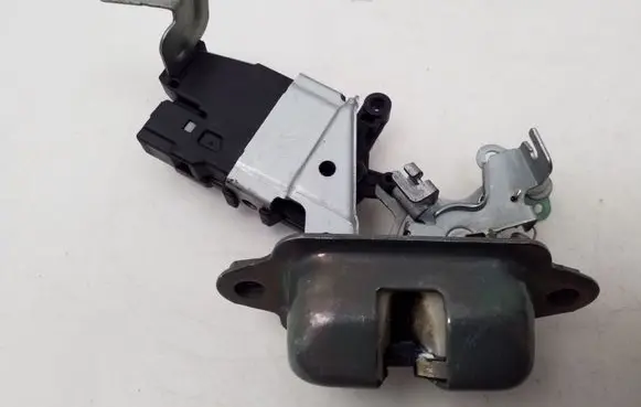 Subaru Legacy Loading door lock 